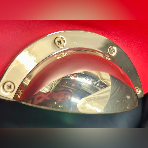 Zac Posen Demi Shoulder Double
Face Leather Magnetic Closure Geranium/Cordial - Picture 12 of 14